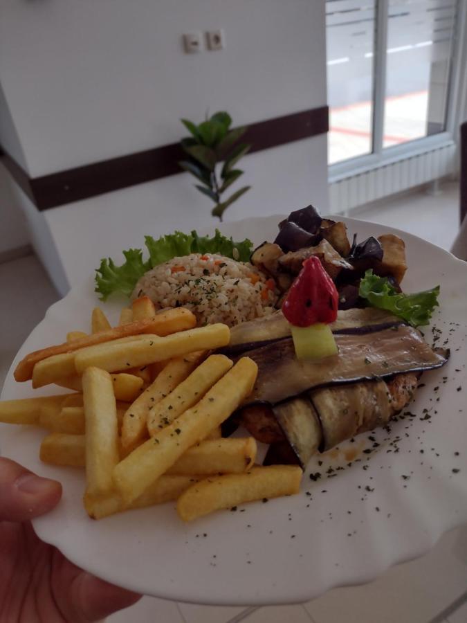 Zlatni San Hotel Banja Koviljača Екстериор снимка