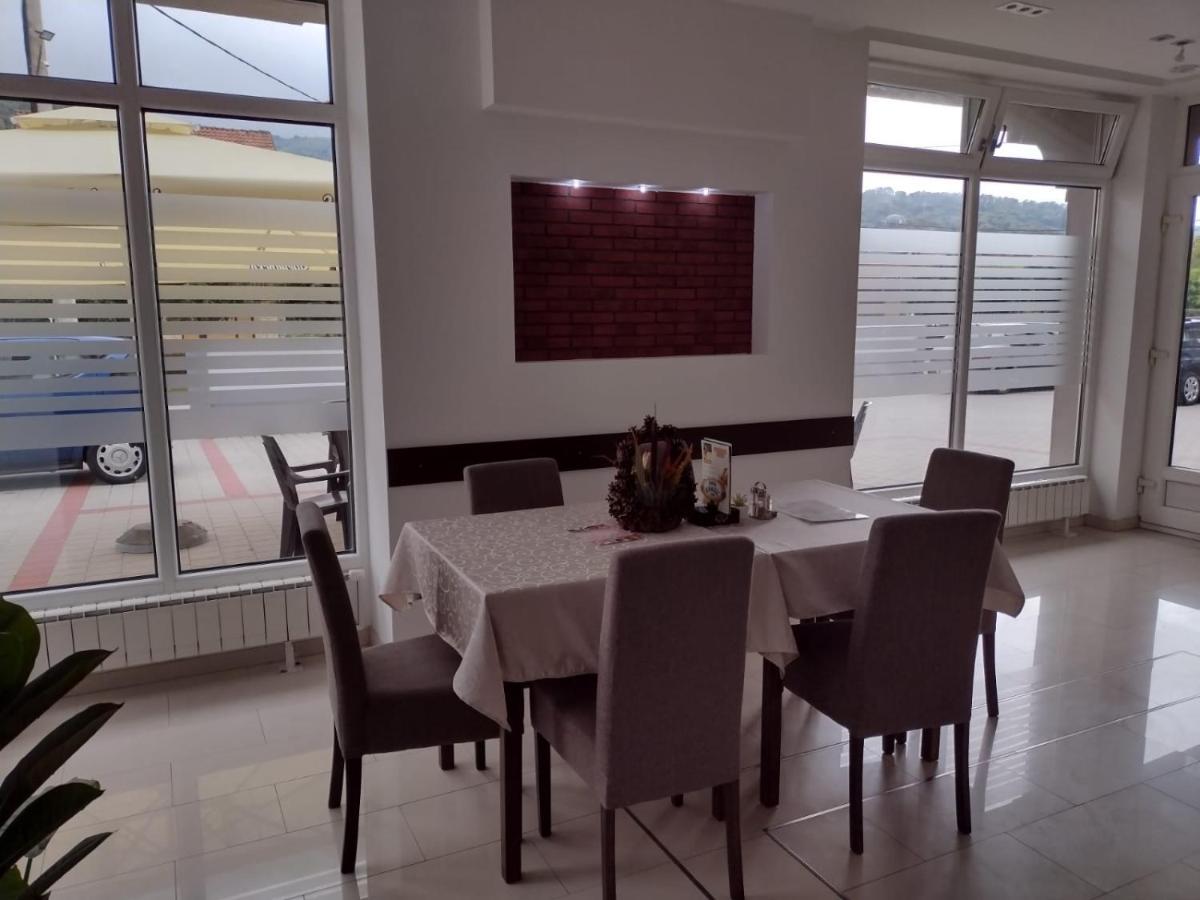 Zlatni San Hotel Banja Koviljača Екстериор снимка